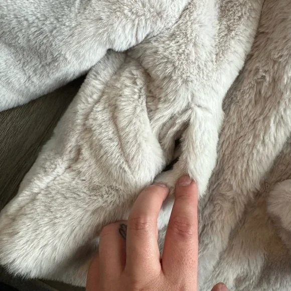 ZARA Kids Furry Coat Size 12-18 Months - Picture 8 of 14